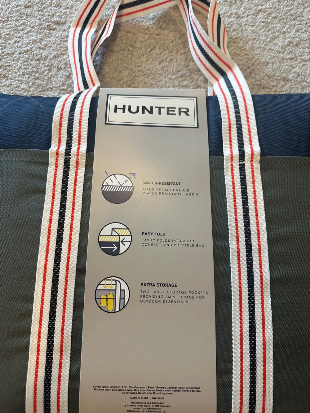 NWT Hunter Outdoor Blanket with Striped Carry Straps - Navy & Olive - Picture 5 of 6